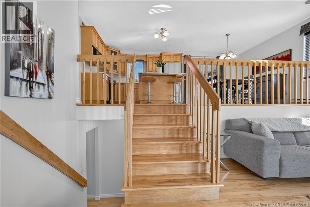 82 Des Bouleaux Crescent - 9