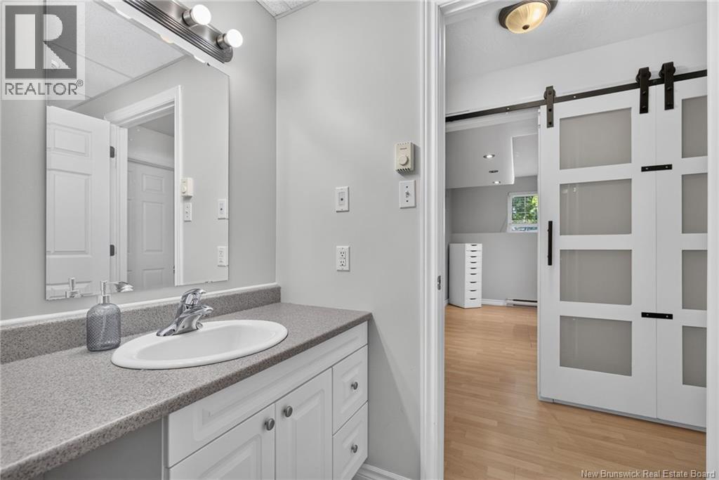 82 Des Bouleaux Crescent - 42