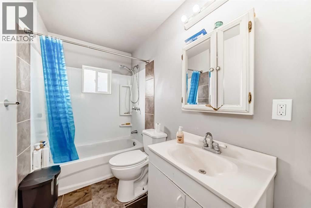 2517 36 Street SE - 8
