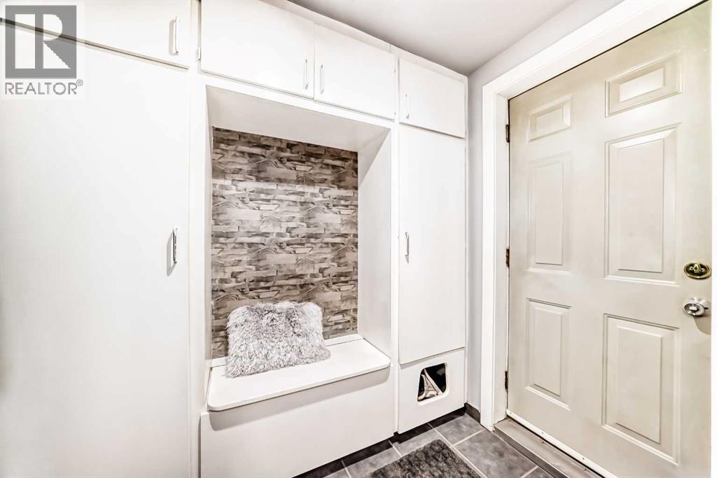 2517 36 Street SE - 14
