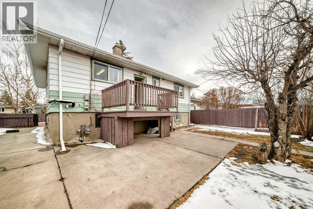 2517 36 Street SE - 18
