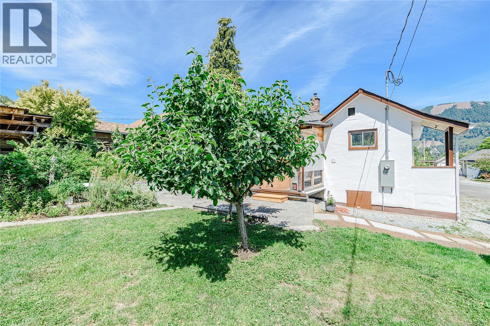 40 Hemlock St - 32