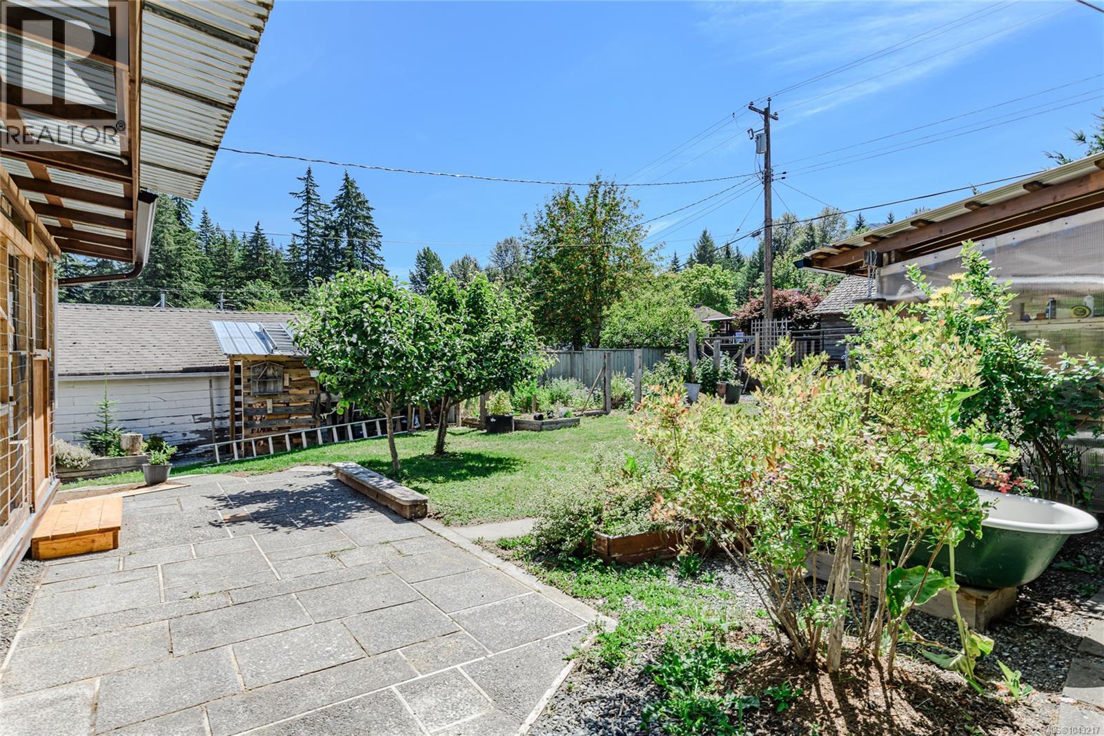 40 Hemlock St - 45