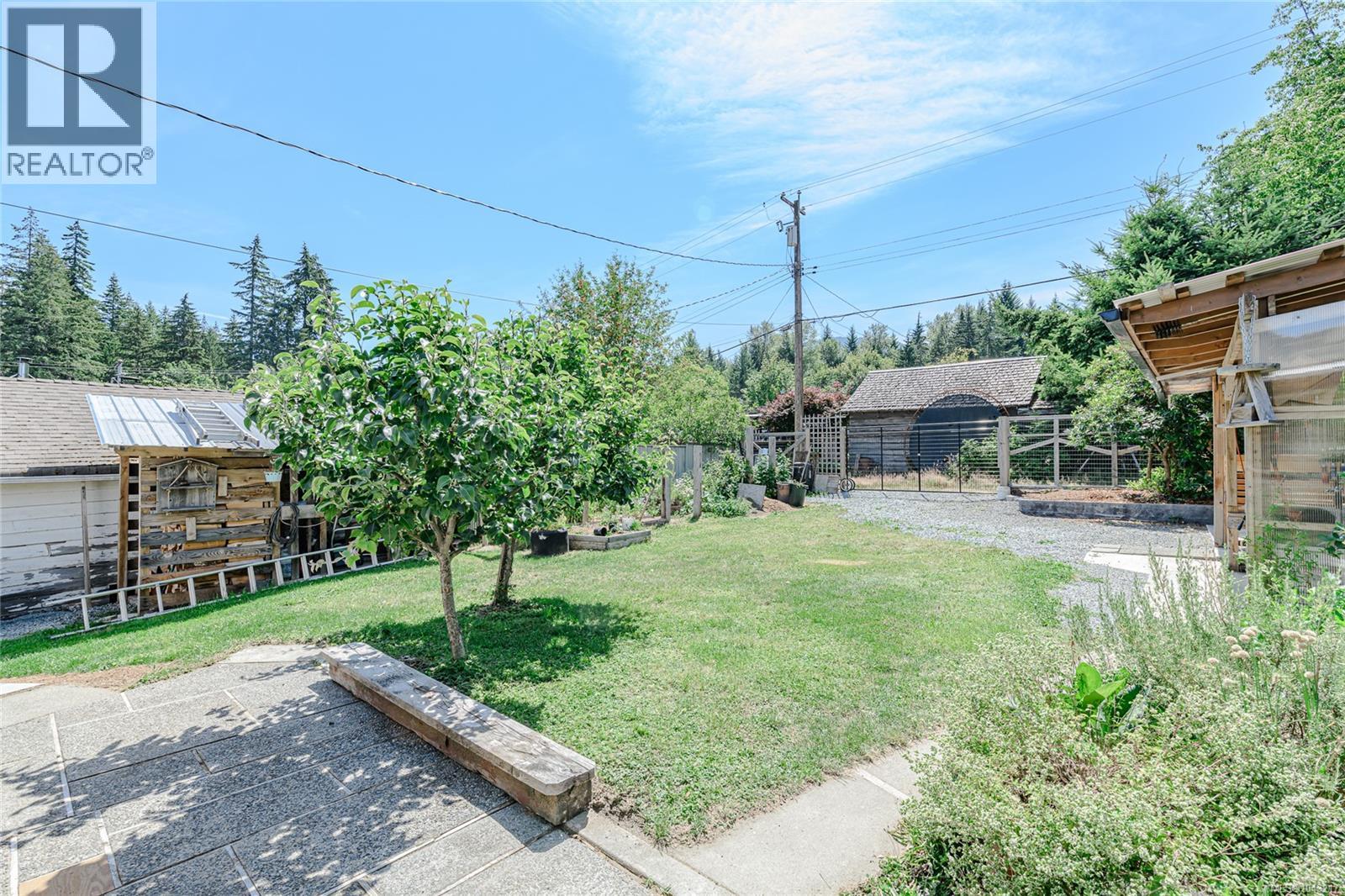 40 Hemlock St - 49