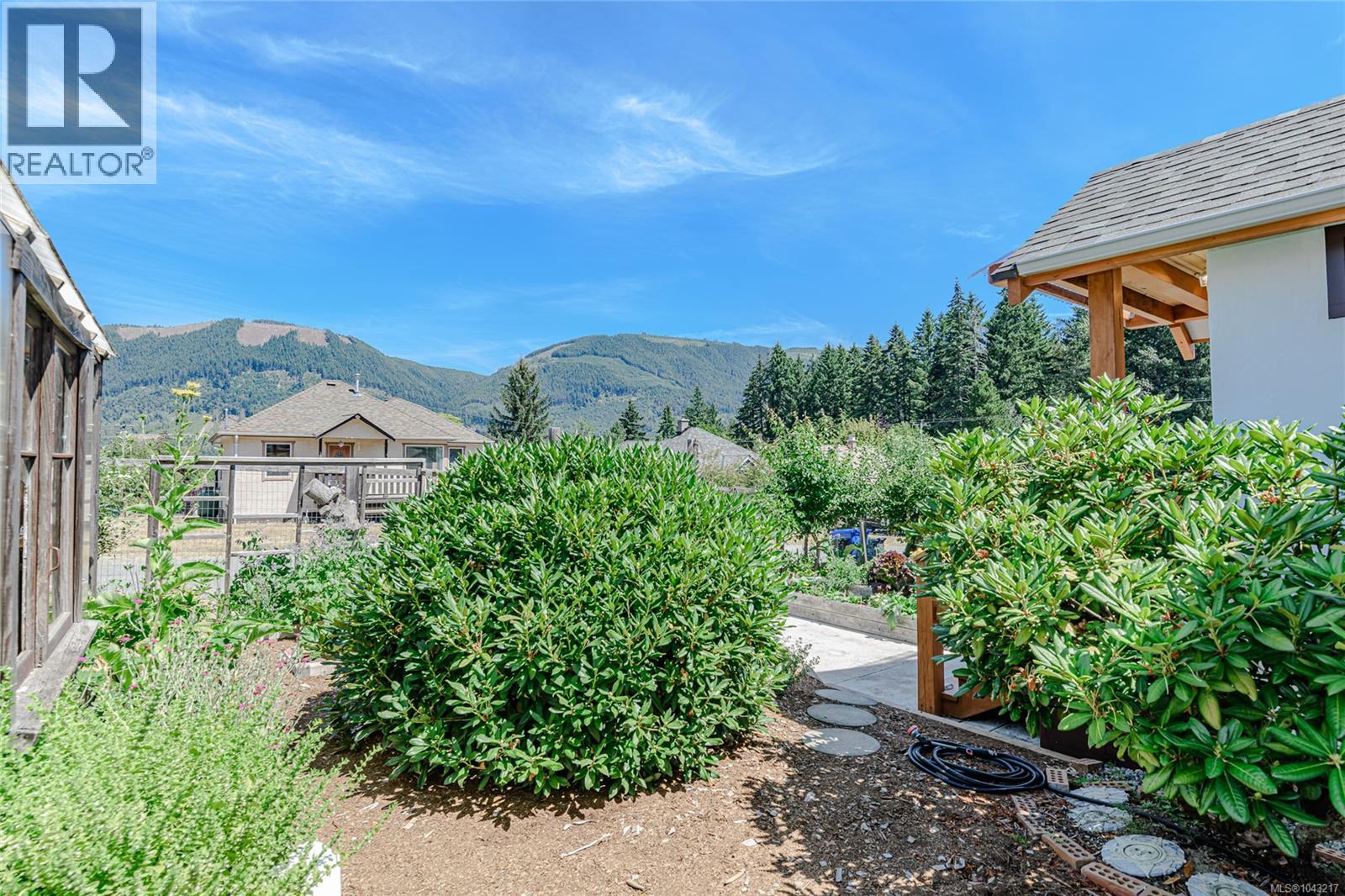 40 Hemlock St - 60