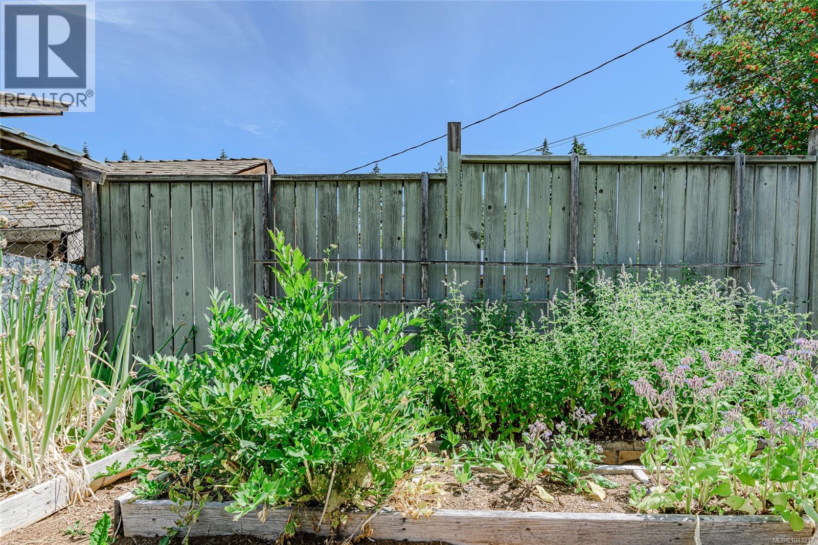 40 Hemlock St - 54
