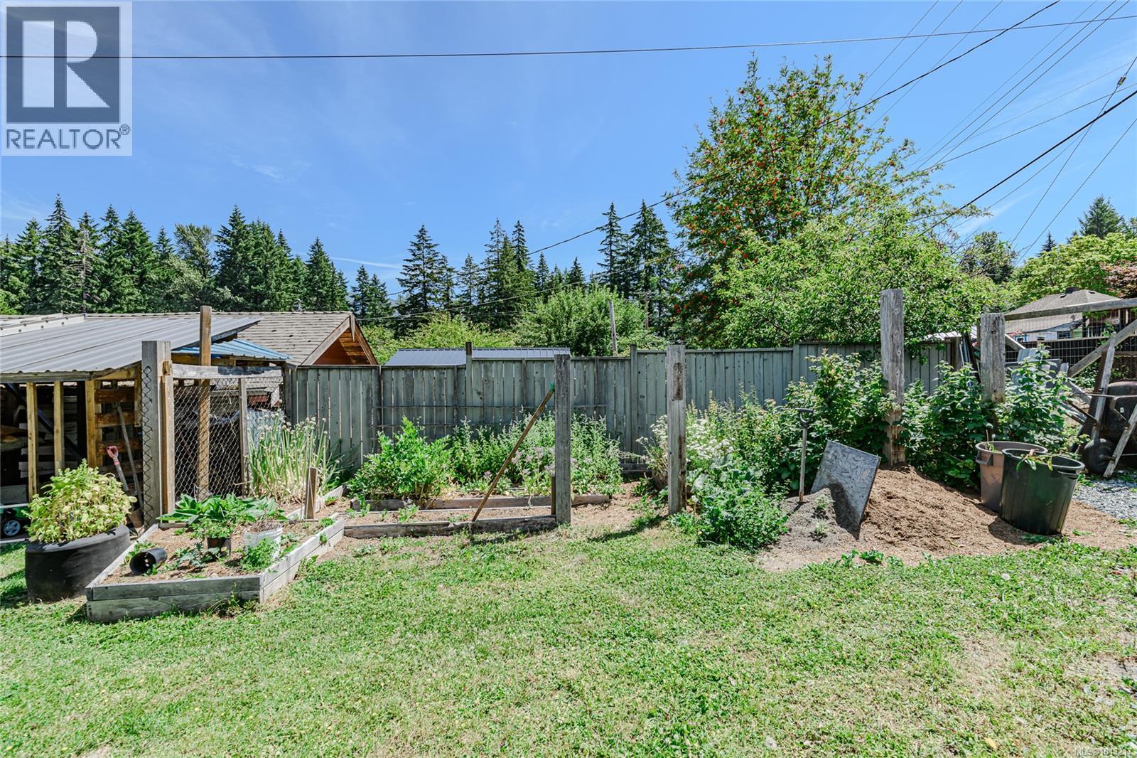 40 Hemlock St - 53