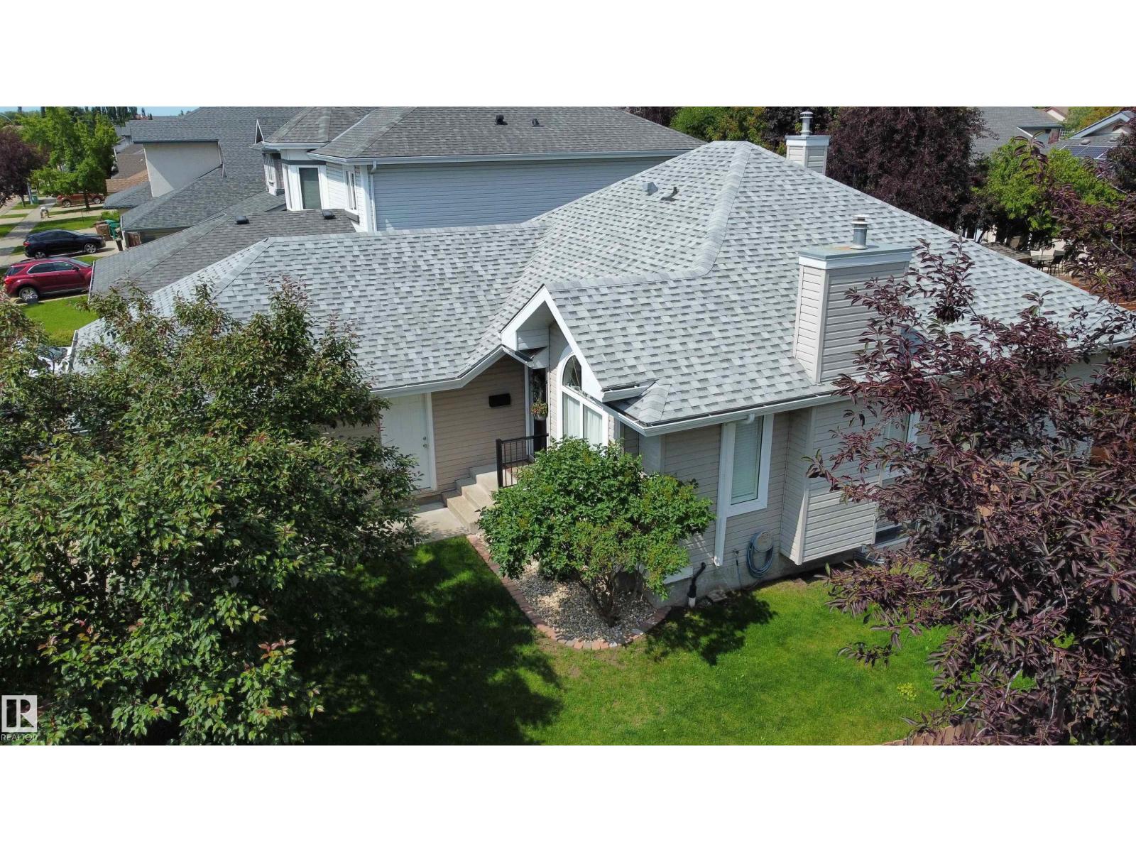 22 DUNFIELD CR - 31