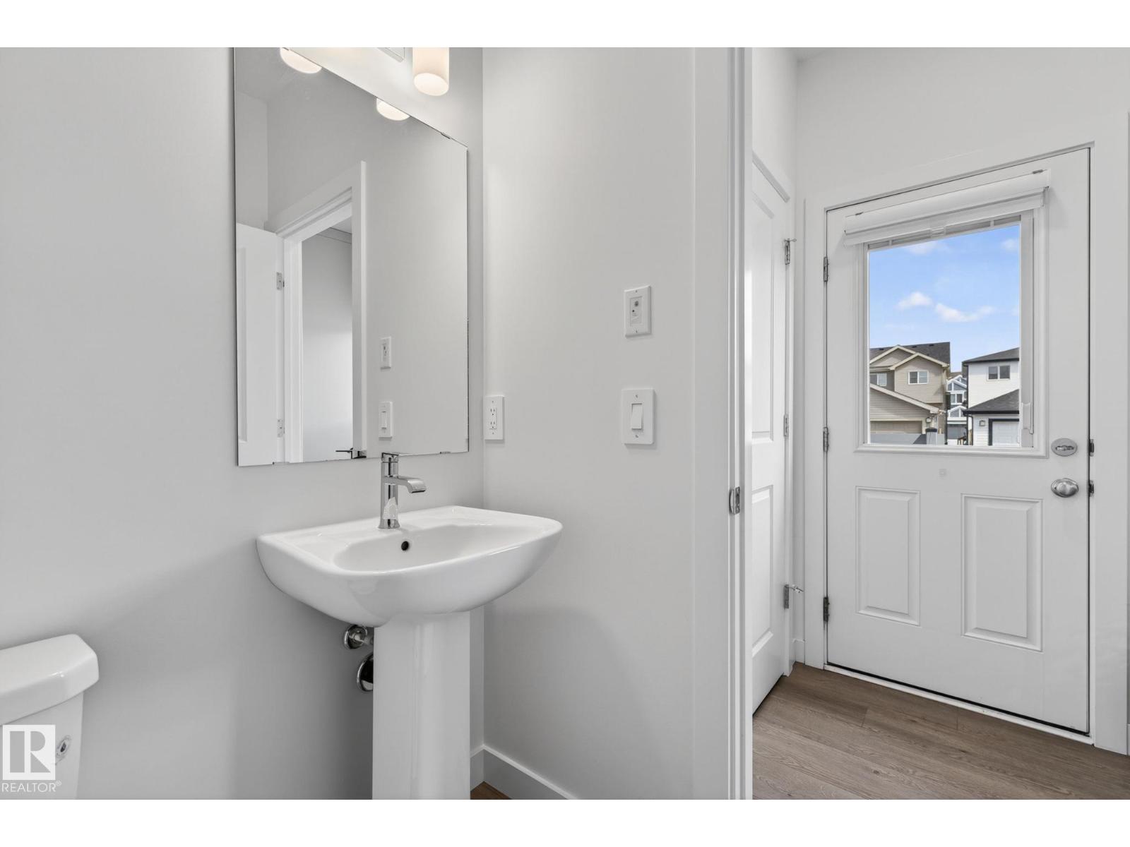3647 214 ST NW - 17