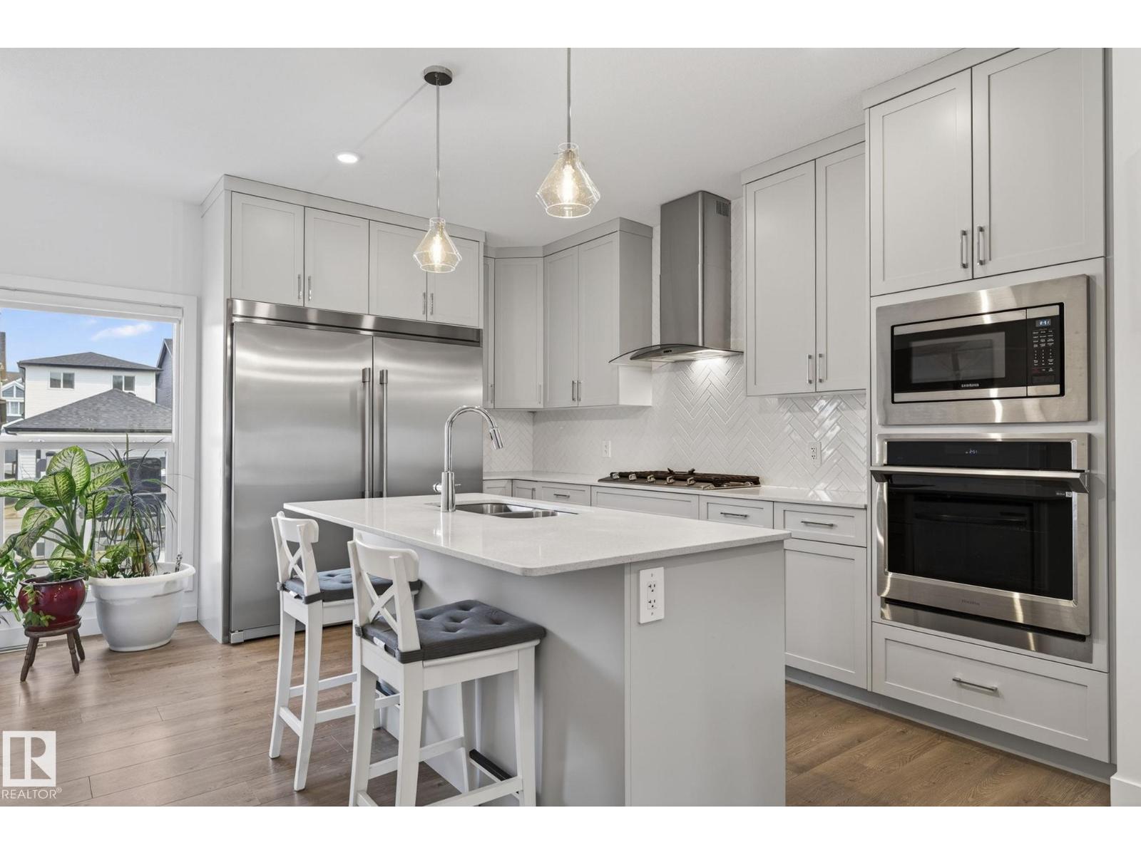 3647 214 ST NW - 2
