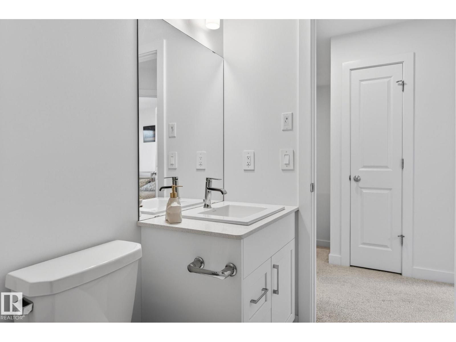 3647 214 ST NW - 32
