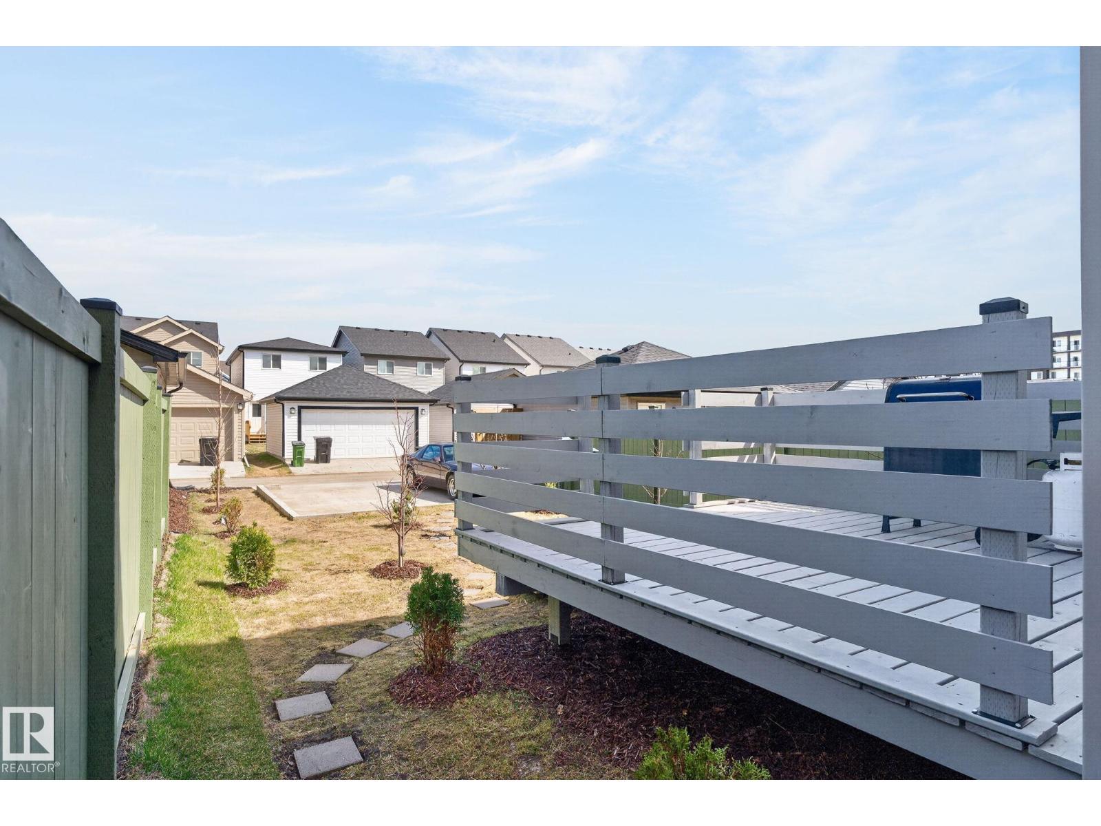 3647 214 ST NW - 39