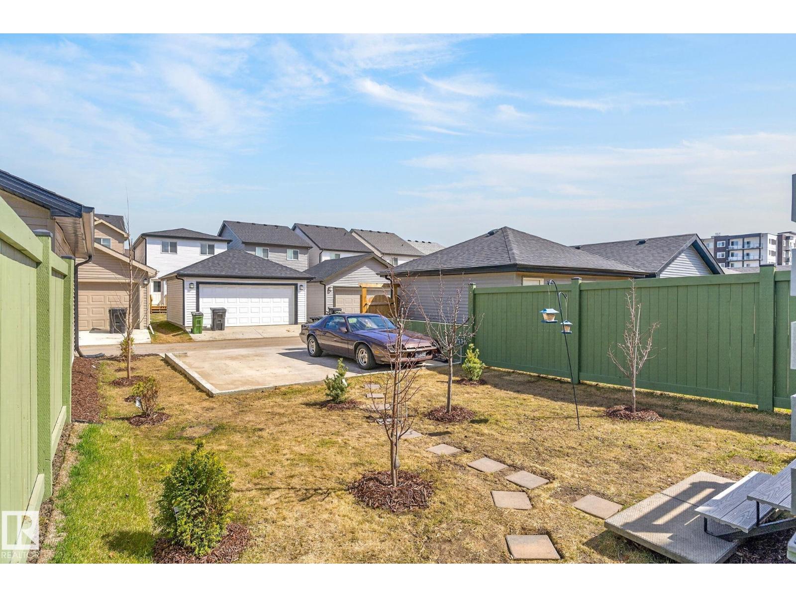 3647 214 ST NW - 40