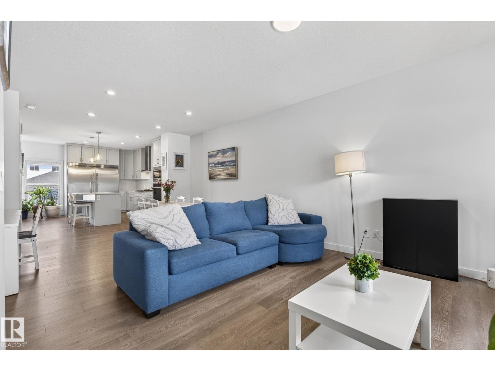 3647 214 ST NW - 9