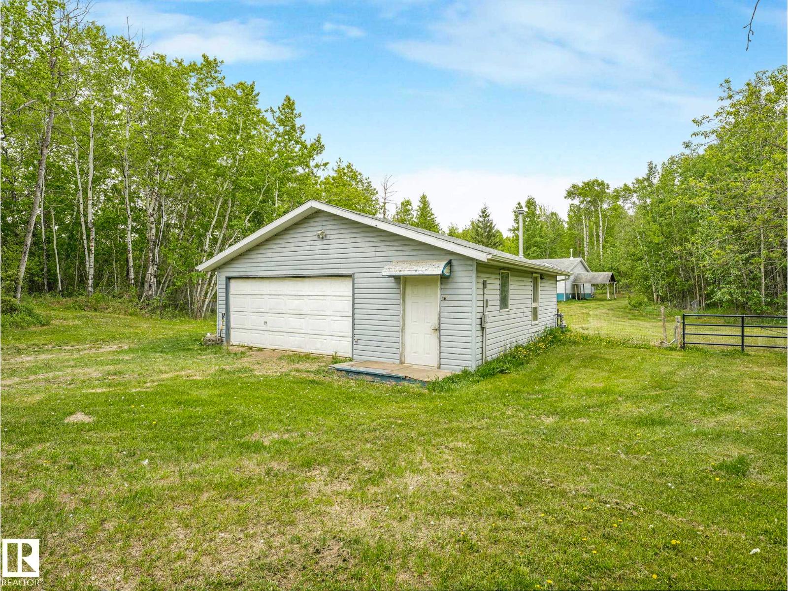 #17 2120 TWP ROAD 565 - 54