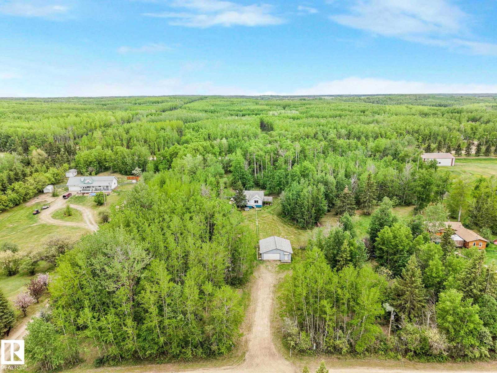 #17 2120 TWP ROAD 565 - 62