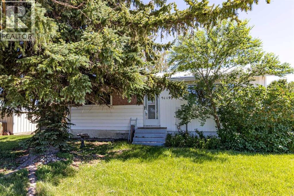5119 55 Avenue - 38