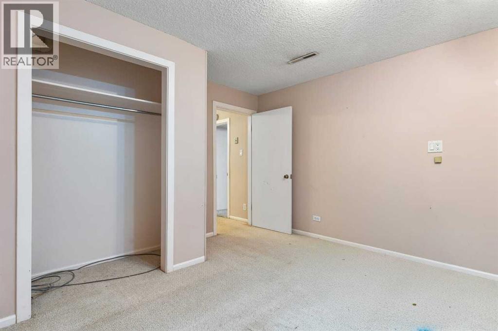 5119 55 Avenue - 22