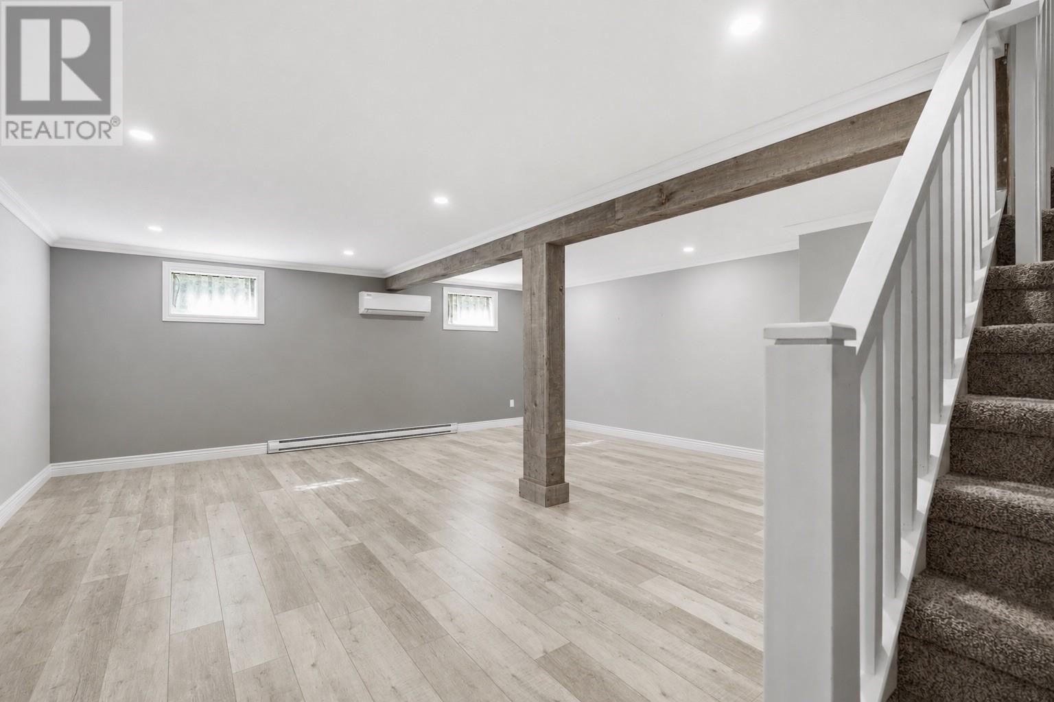 106 Windsor Heights - 14