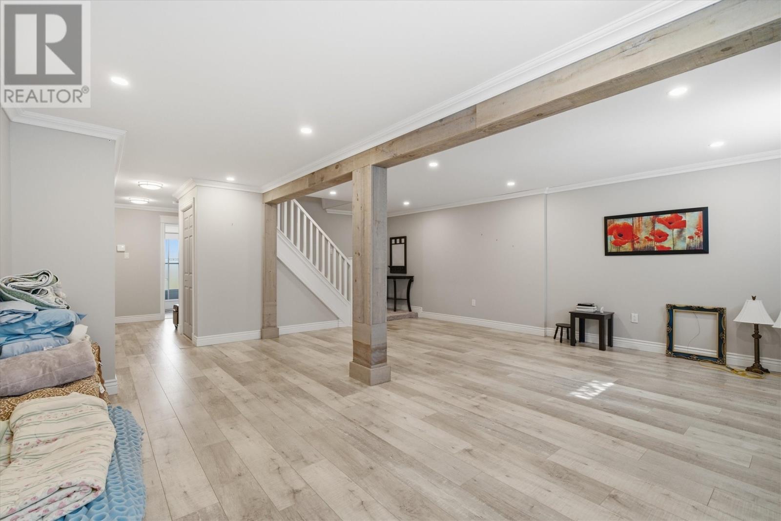 106 Windsor Heights - 15