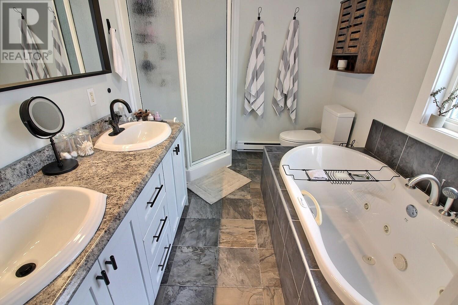 99 Penwell Avenue - 11