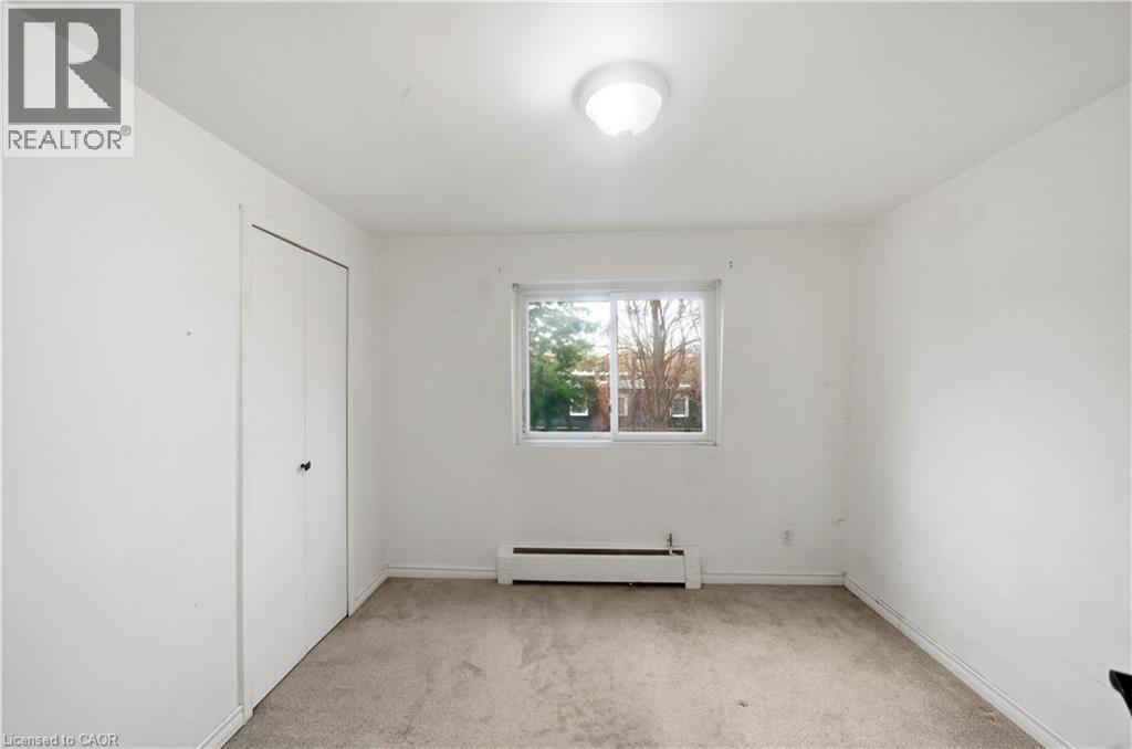 #10 76 BORDEN Parkway - 19
