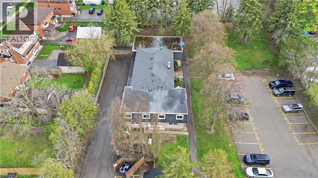 #10 76 BORDEN Parkway - 27