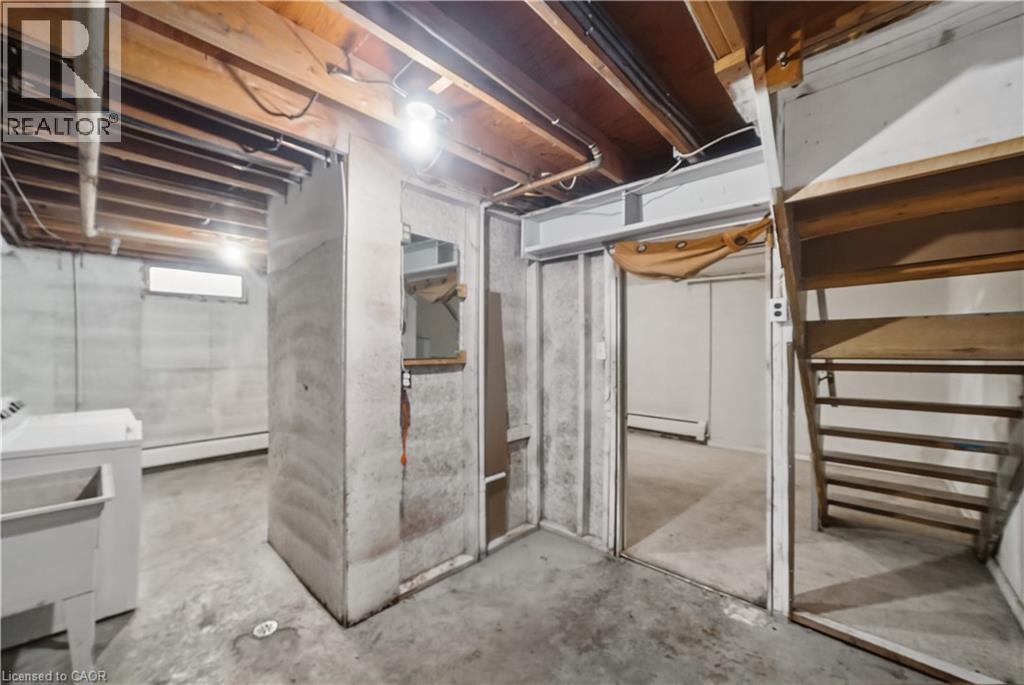 #10 76 BORDEN Parkway - 24