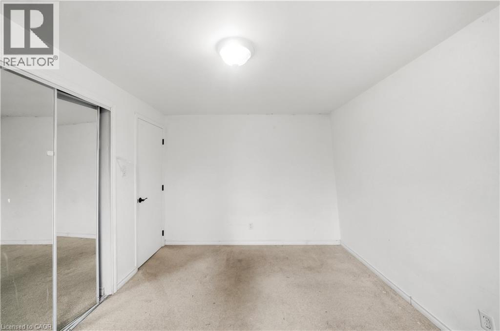 #10 76 BORDEN Parkway - 11