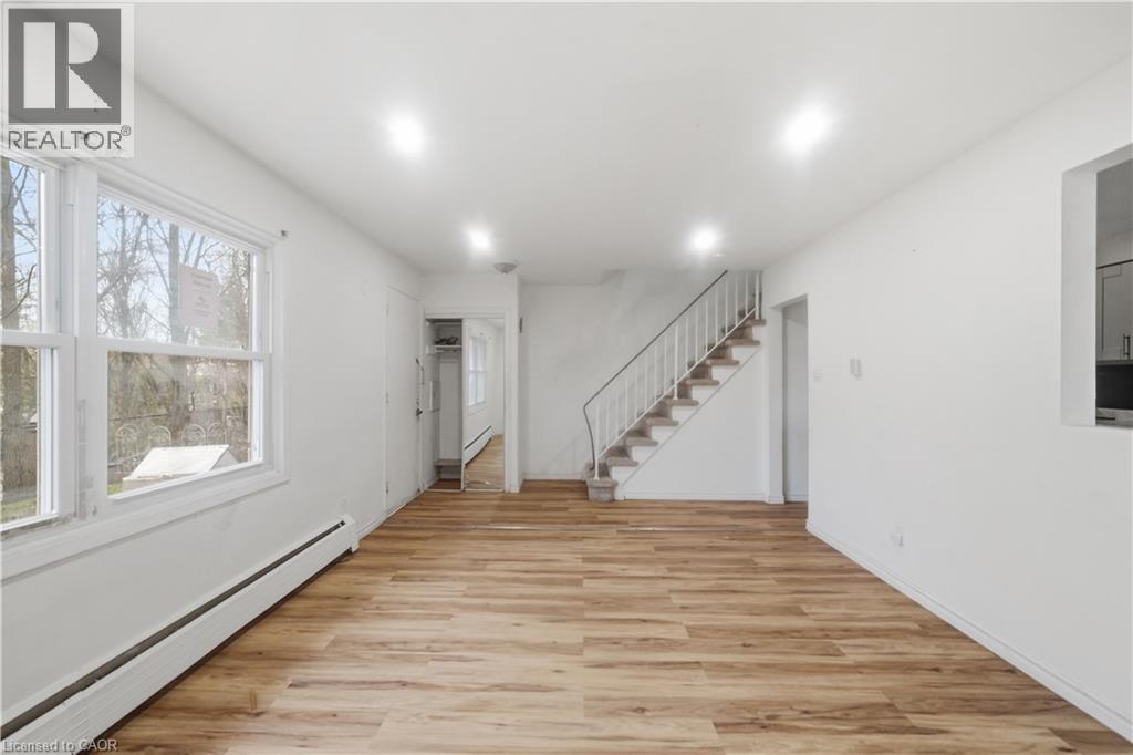 #10 76 BORDEN Parkway - 4