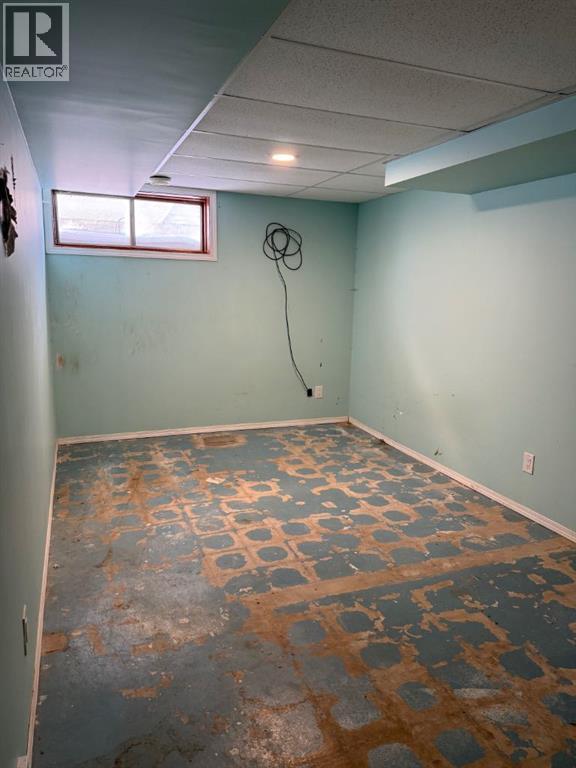 10140 105 Street - 11