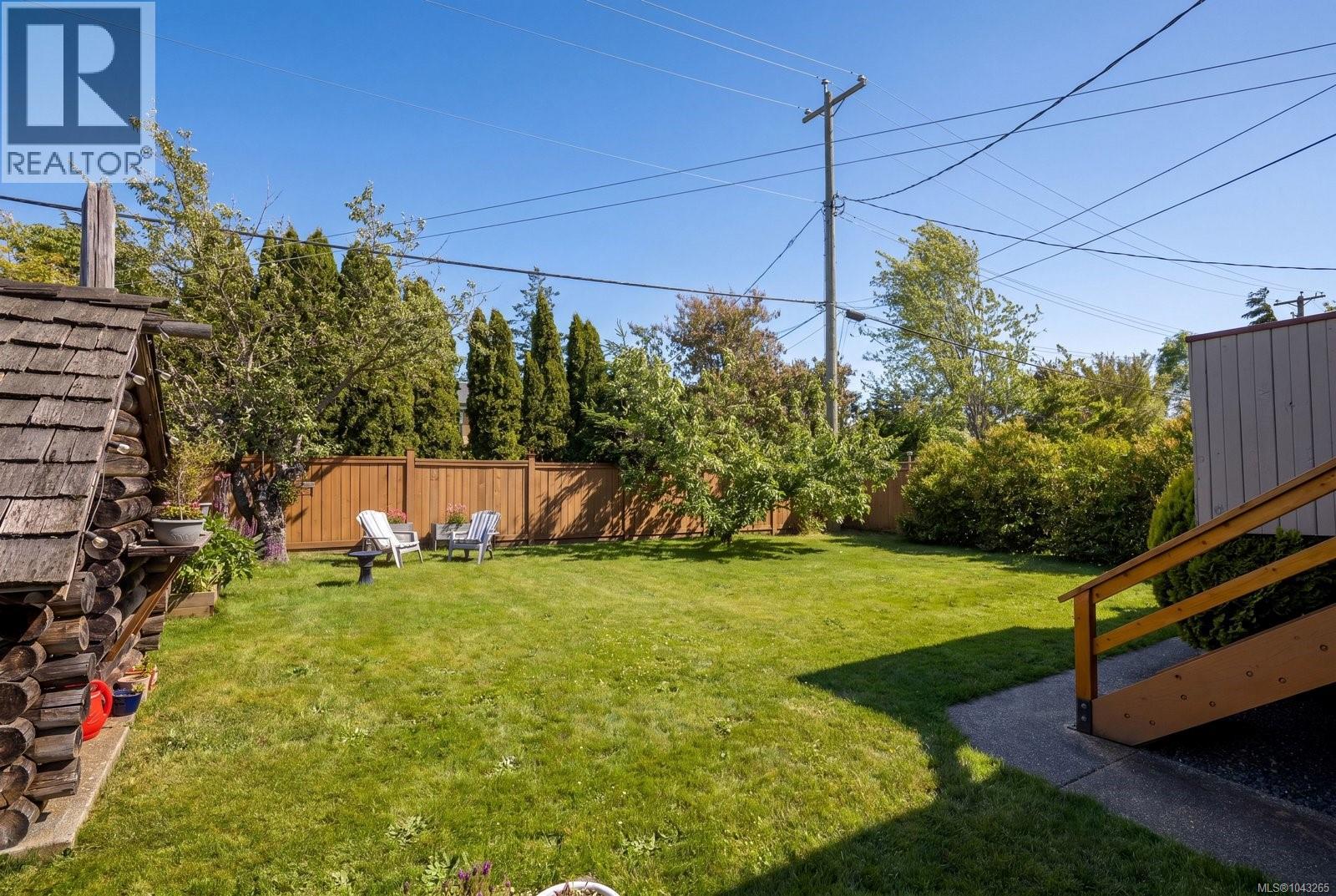  2935 Oriole Street, Saanich