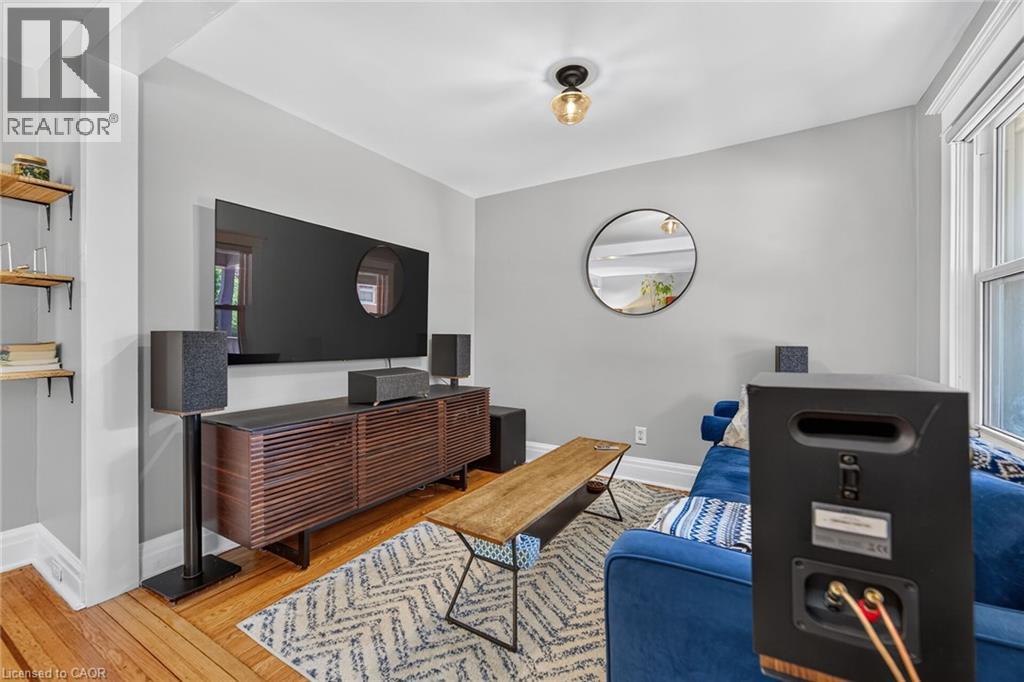 163 HESS Street S - 15
