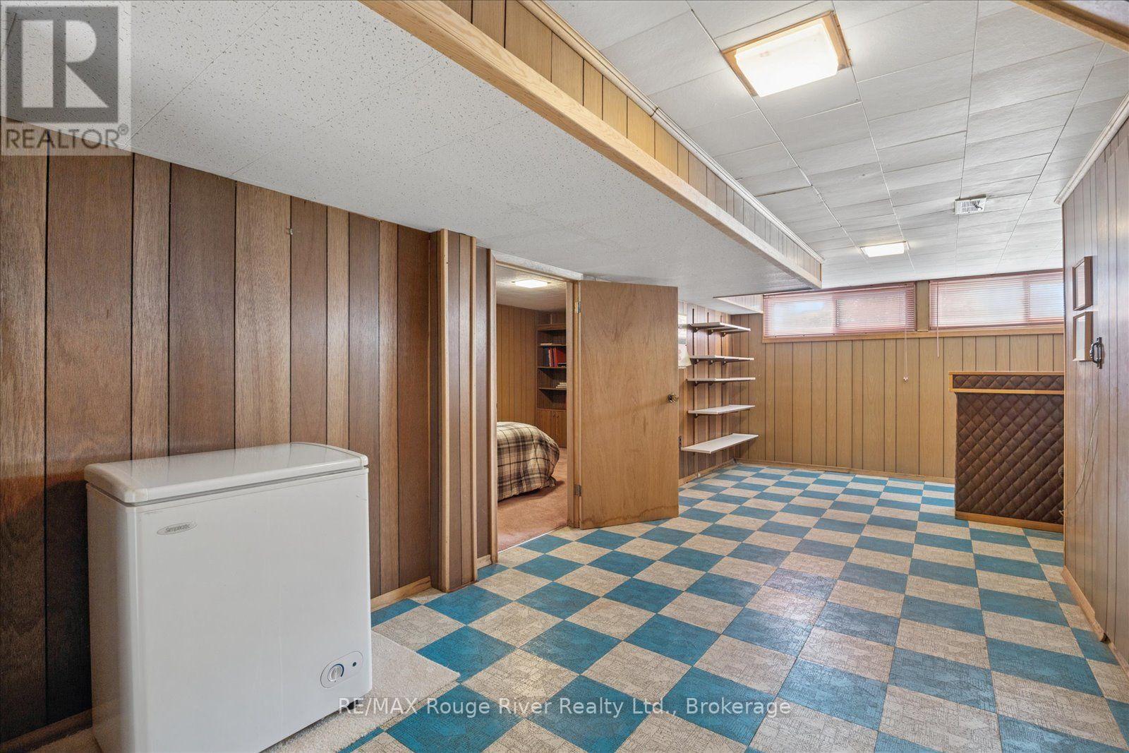 20 TAYROW ROAD - 33