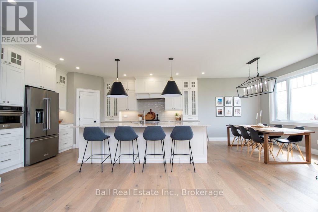 11 KINGDON AVENUE - 19