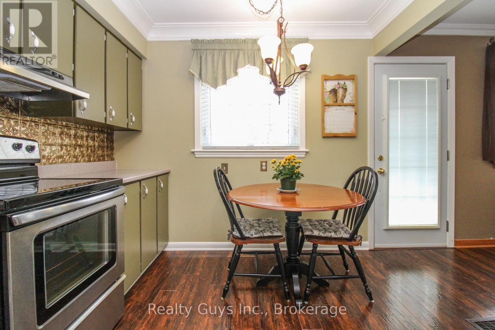 734 CRAWFORD PLACE - 21