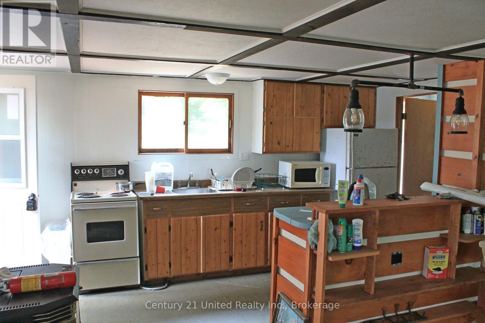 47 MCKEE AVENUE - 13