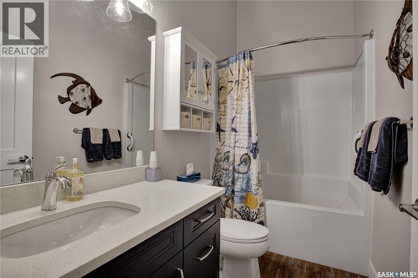 #4 437 Palmer CRESCENT - 17