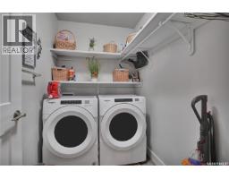 4pc Bathroom - 4 437 Palmer Crescent, Warman, SK S0K4S1 Photo 13