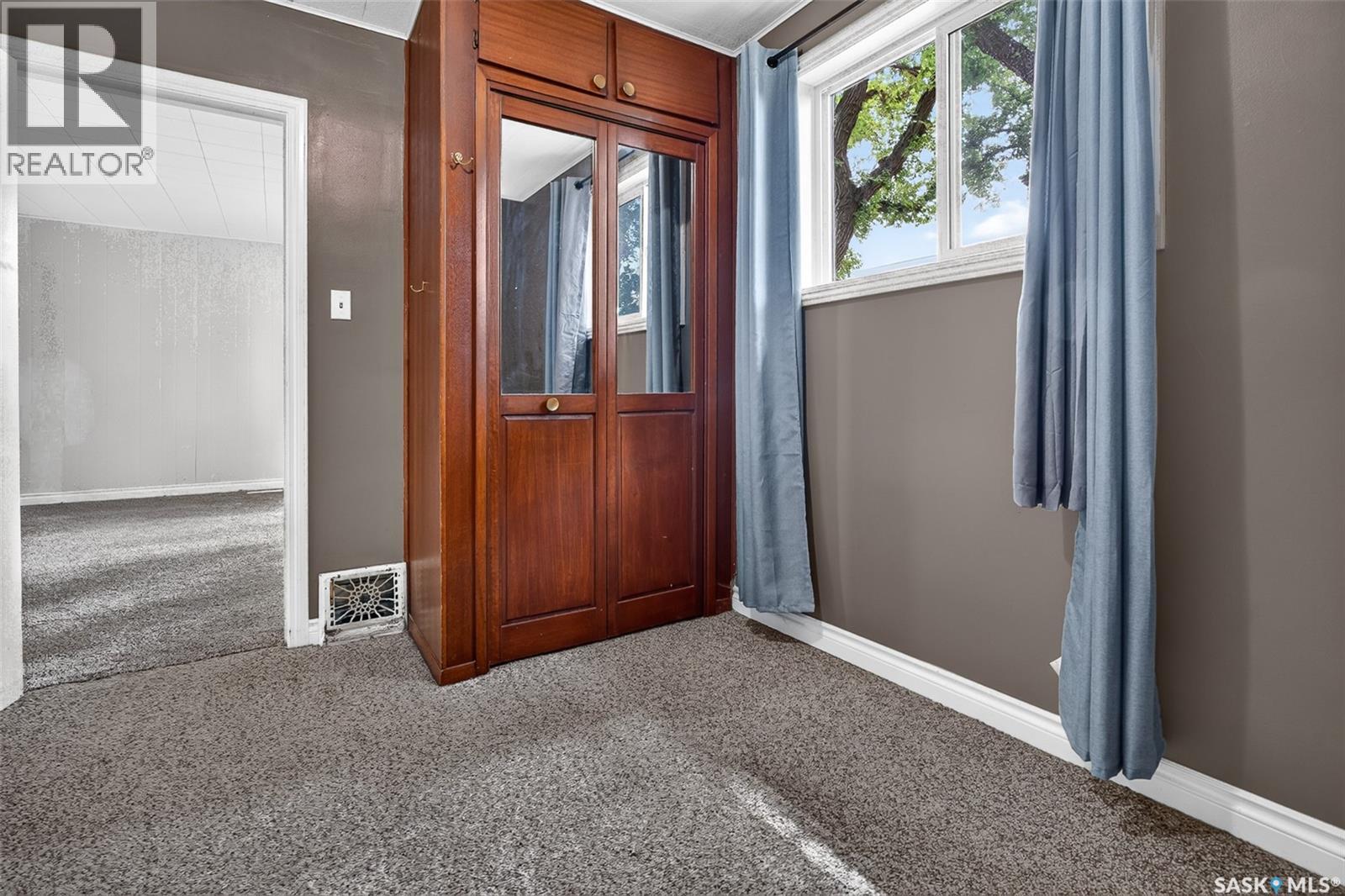 40 Iroquois STREET E - Image 11