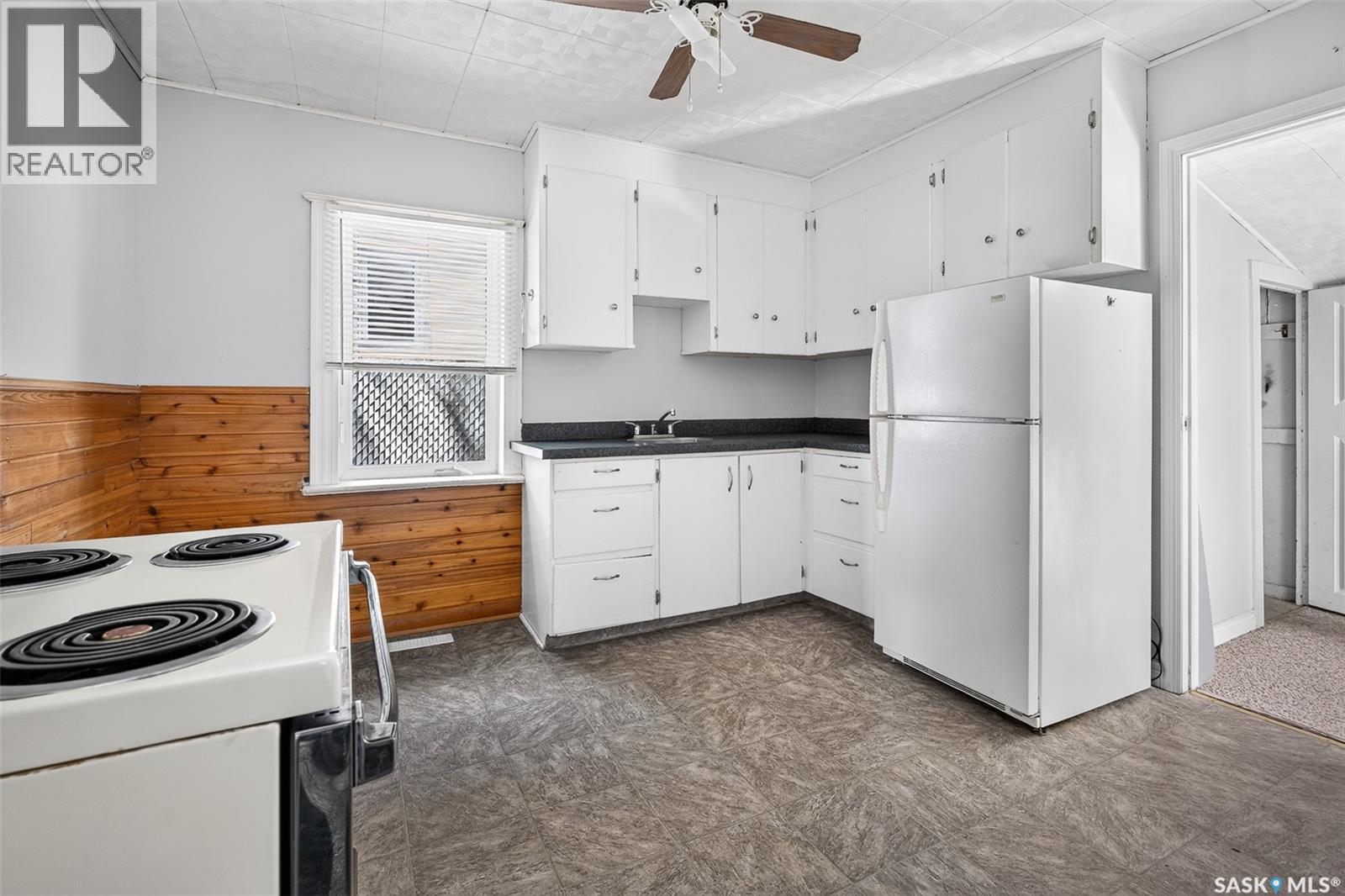 40 Iroquois STREET E - 18