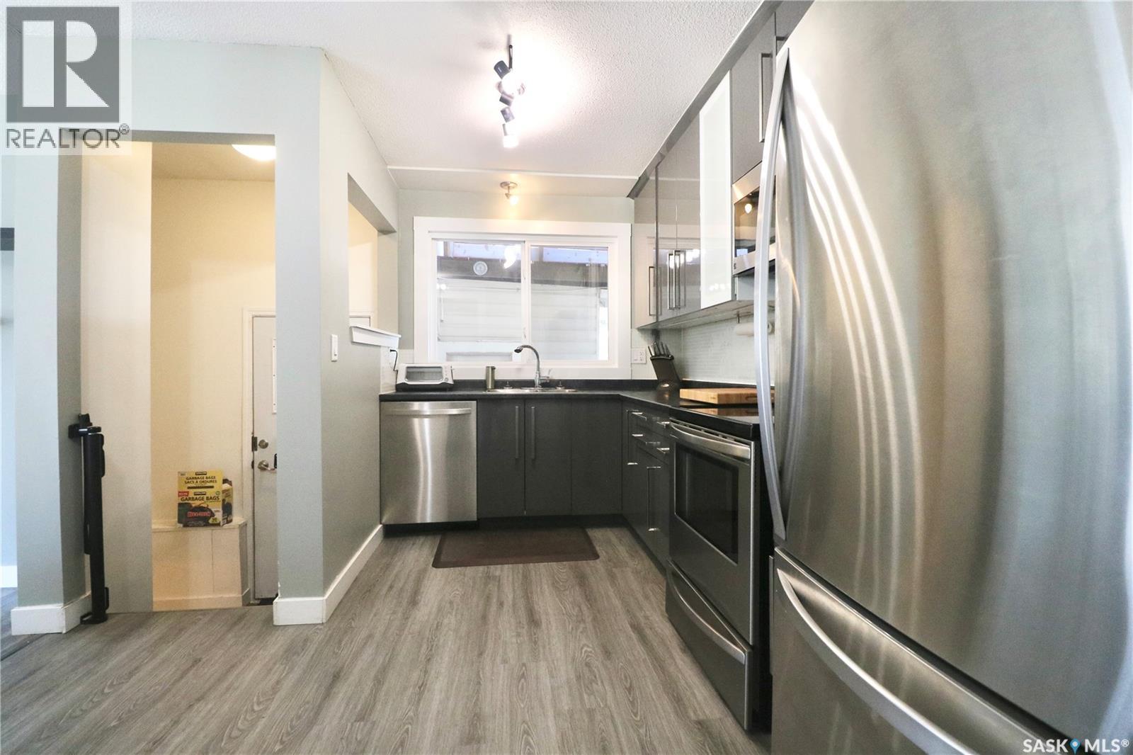 3920 Montague STREET - Image 5