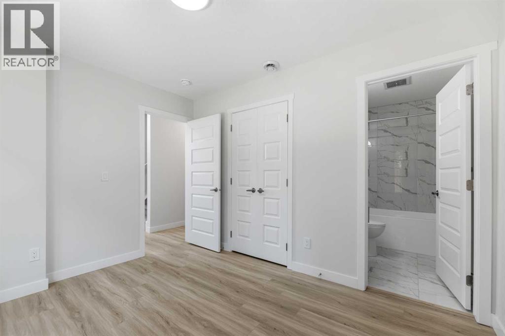 #803 90 Corner Meadows Manor NE - 15