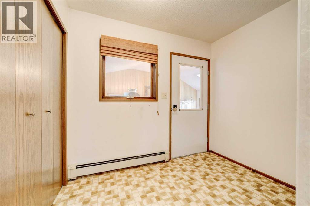5421 Range Road 29-1 - 24