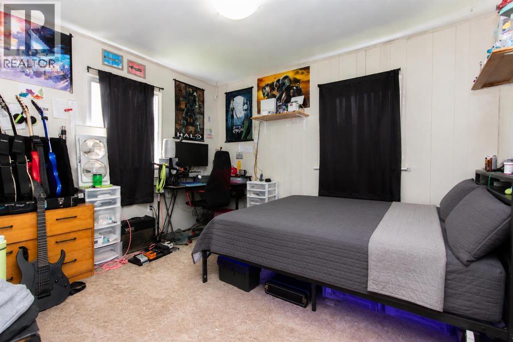 3506 51 Avenue - 10