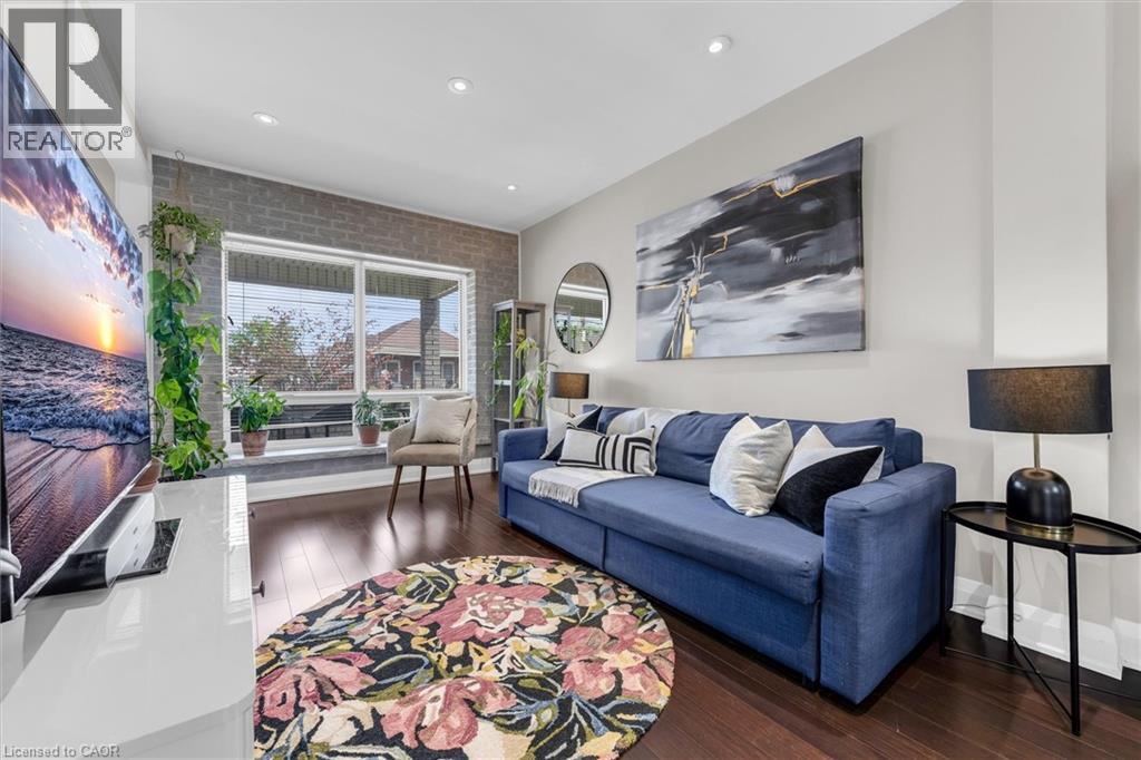 196 CAMPBELL Avenue - 8