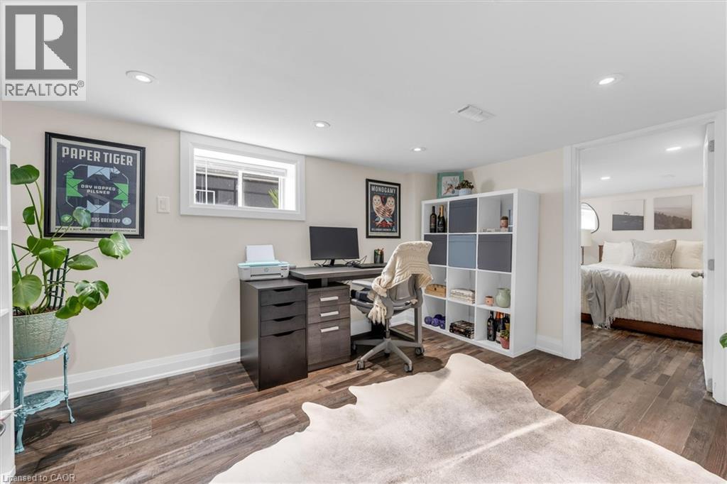 196 CAMPBELL Avenue - 26