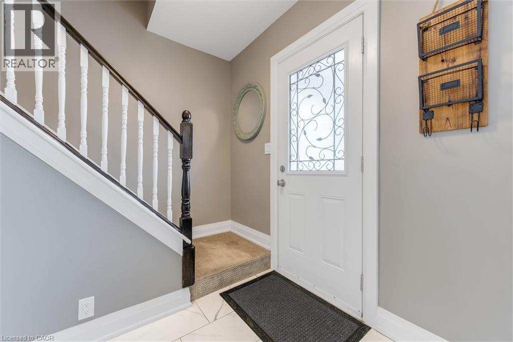 196 CAMPBELL Avenue - 4
