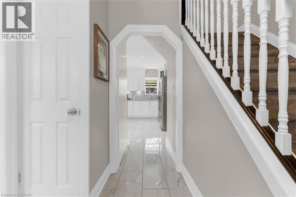 196 CAMPBELL Avenue - 5