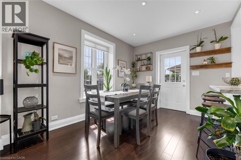 196 CAMPBELL Avenue - 10